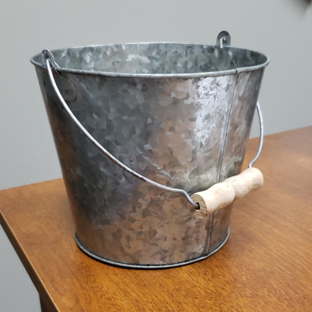Metal Bucket - Picture 2 of 5
